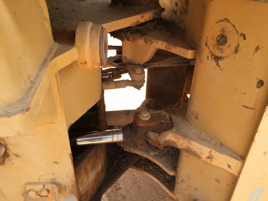 รถตักล้อยางKOMATSU 510 เล่มทะเบียน กรองคู่..รถสวย เดิมๆ เอวแน่น เครื่องดี ปั้มดี รถแรงดี...