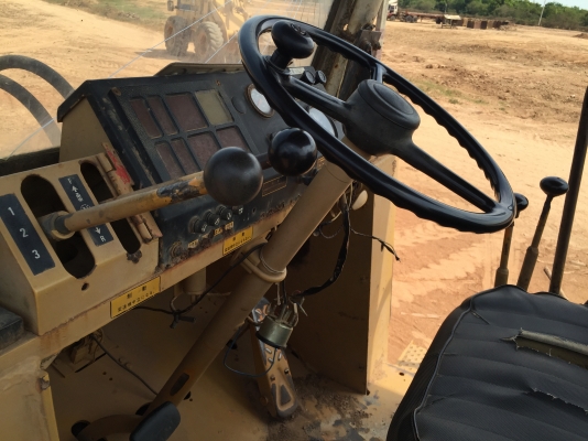 รถตักล้อยางKOMATSU 510 เล่มทะเบียน กรองคู่..รถสวย เดิมๆ เอวแน่น เครื่องดี ปั้มดี รถแรงดี...