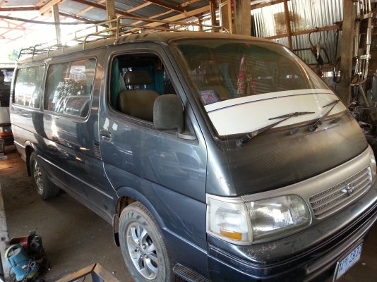 ขายรถตู้ TOYOTA ยี่ห้อ HIACE ปี 2542