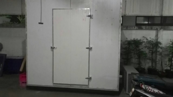 ห้องเย็น ตั้งพื้น ติดรถ (ต้องการสเปคใหนทำตามสั่งใหม่เก่าสั่งได้)