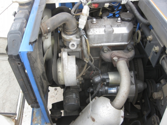 รถเกี่ยวข้าว Iseki 12 แรงม้า เช็คระบบพร้อมใช้งาน รถเกี่ยวข้าว Iseki 12 แรงม้า เช็คระบบพร้อมใช้งาน