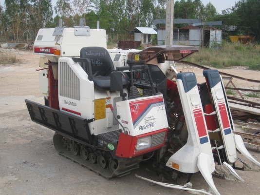 รถเกี่ยวข้าว ยันม่าร์ 14 แรงม้า มือสองจากนอก