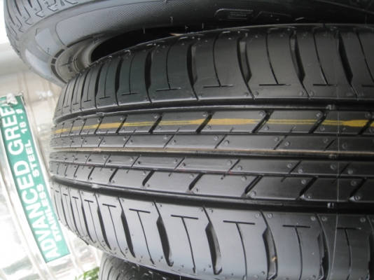 ขายยางป้ายแดง Bridgestone ecopia ep150 185/60r15 ยางปี14สนใจติดต่อเล็กคลองสามครับ 081-3747940