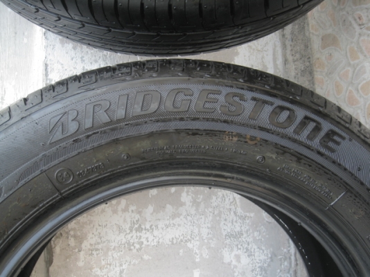 ขายยางป้ายแดง Bridgestone ecopia eep150 175/65r14 ยางผลิตสัปดาห์ที่ 38 ปี14  สนใจติดต่อเล็กคลองสามครับ 081-3747940