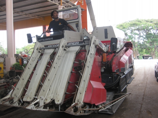 รถเกี่ยวข้าว Mitsu 60 แรงม้า มือสองจากนอก