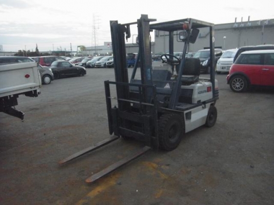 ขายรถโฟล์คลิฟท์มือสอง KOMATSU รุ่น FG15-15 ราคา 135,000 บาทนำเข้าจากประเทศญี่ปุ่น 100\% ไม่เคยใช้งานในประเทศไทย