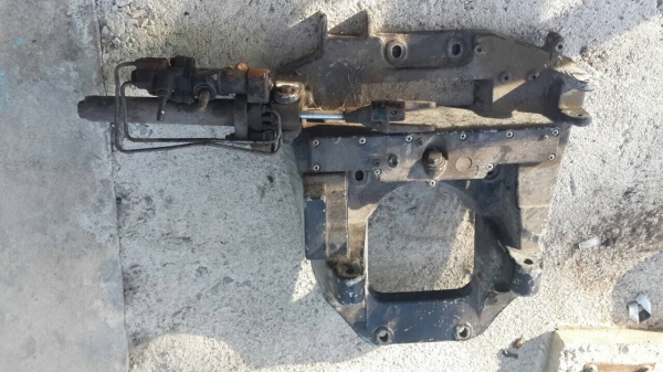 ขายด่วน ชุดแป้นวางหางเรือสเทิร์นไดร์ดีเซล ขายด่วน ชุดแป้นวางหางเรือสเทิร์นไดร์ดีเซล