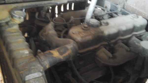 ขาย6ล้อ isuzu100แรงฝาขาวสภาพพร้อมบบรรทุก