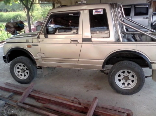 รถคาริเบี้ยนปี2003 โฟวินเครื่องหัวฉีดพวงมาลัยพาวเวอร์