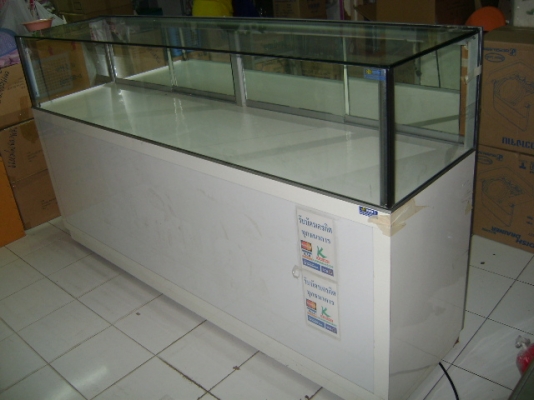 ตู้กระจกโชว์ของขาย สวยสภาพดี มีไฟในตู้ด้วย มีล้อเลื่อน ขาย2ตู้ฯละ 7,500.- ตู้กระจกโชว์ของขาย สวยสภาพดี มีไฟในตู้ด้วย มีล้อเลื่อน ขาย2ตู้ฯละ 7,500.-