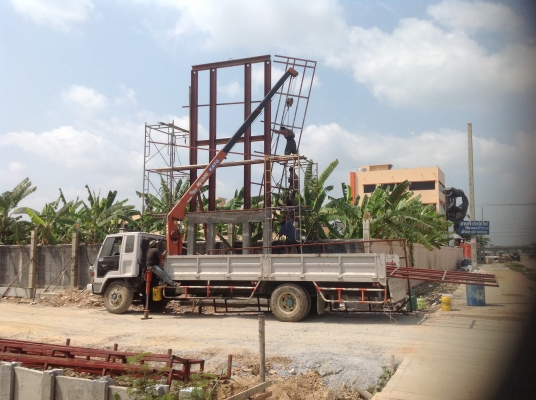 ขายรถ6ล้อ ISUZU Rocky 195. กระบะยาว 7 เมตรล้อใหญ่ติดเครน kato 3.ตันราคาถูก