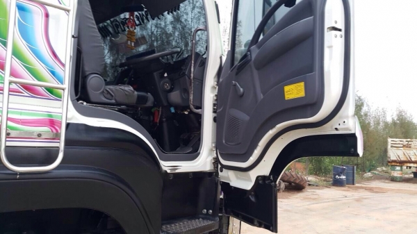 ขายด่วน360 ปี52 ดั้มอู่ส.สมบัติ สภาพสวยพร้อมใช้ จัดแนนซ์ได้เยอะ ดาวน์น้อย ขายด่วน360 ปี52 ดั้มอู่ส.สมบัติ สภาพสวยพร้อมใช้ จัดแนนซ์ได้เยอะ ดาวน์น้อย