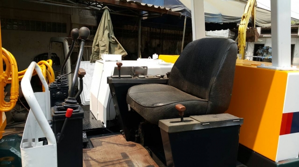 ขาย รถขุด YANMAR รุ่น YB501 แทร็กเหล็ก มือสองนำเข้าญี่ปุ่น สลักแน่น เครื่องยนต์ 4สูบ มือถือ/LINE ID :0818753444