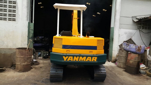 ขาย รถขุด YANMAR รุ่น YB501 แทร็กเหล็ก มือสองนำเข้าญี่ปุ่น สลักแน่น เครื่องยนต์ 4สูบ มือถือ/LINE ID :0818753444
