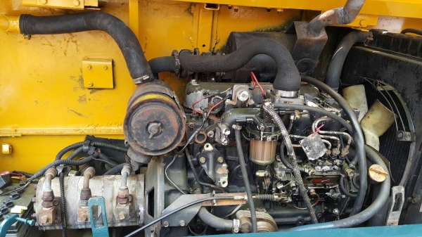 ขาย รถขุด YANMAR รุ่น YB501 แทร็กเหล็ก มือสองนำเข้าญี่ปุ่น สลักแน่น เครื่องยนต์ 4สูบ มือถือ/LINE ID :0818753444