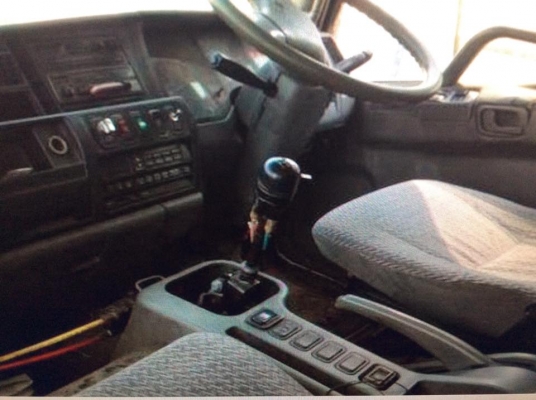 รถบรรทุกน้ำ 10 ล้อ 1 เพลา เครื่อง6D16 เทอร์โบ 220 แรง FN515