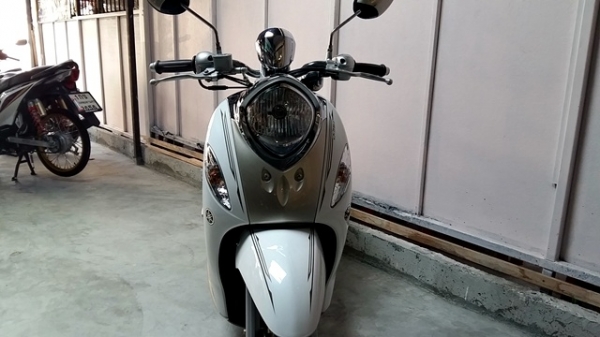 Fino i ลายพรีเมี่ยม สีขาวน้ำตาล พิมนิยม ( ล้อแมกซ์ลายดาว ) รถเดือน กันยายน ปี 56 ไมล์ 6พันโล แถม 2 รายการ 28900