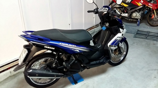 nuovo sx  รุ่น limited สี นํ้าเงินขาว รถเดือน พฤษภาคม ปี 57 ไมล์ 16***โล แถม 2 รายการ 25900