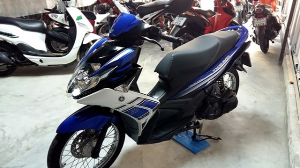 nuovo sx  รุ่น limited สี นํ้าเงินขาว รถเดือน พฤษภาคม ปี 57 ไมล์ 16***โล แถม 2 รายการ 25900