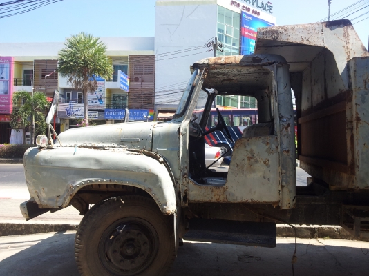 ISUZU 6 ล้อดั้มหน้ายาวช่วงล่างใหญ่เครื่องEH700พร้อมใช้ตามสภาพ