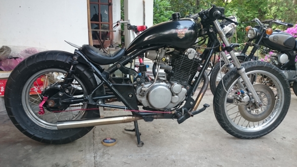 ขาย sr400 แต่งbobberดุๆ