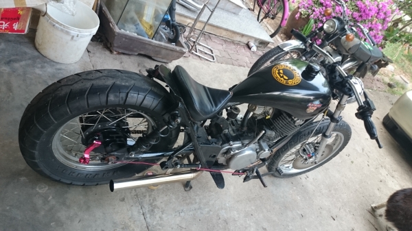 ขาย sr400 แต่งbobberดุๆ ขาย sr400 แต่งbobberดุๆ