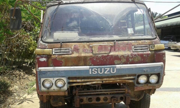 รถ 2 คันขาย 1100000 240 แรงดั้มดินและรถน้ำ