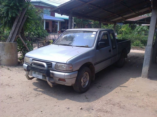 **145,000 บ.ต่อรอง///กระบะแค็ป หน้าหนูISUZU2.5SLX** ขาย ISUZU SPACECAB 2.5 กระบะแค็ปยอดนิยม ISUZU SPACECAB 2.5SLX โฉม หน้าหนูแท้ ปี39/96 เครื่องเดิม เกียร์เดิม เครื่องมังกรทอง2.5ยอดนิม เครื่องดี แรงดี ประหยัด เกียร์ดี เข้าง่าย ไม่หลุดครับ ช่วงล่างดี แน่น