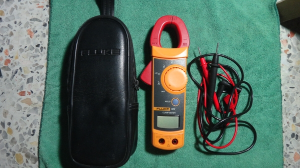 FLUKE 322