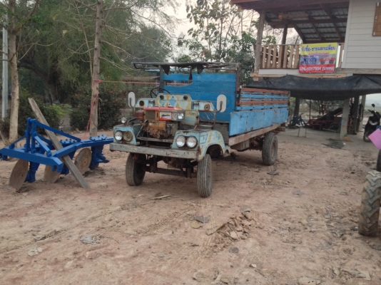 รถอีแต๋น