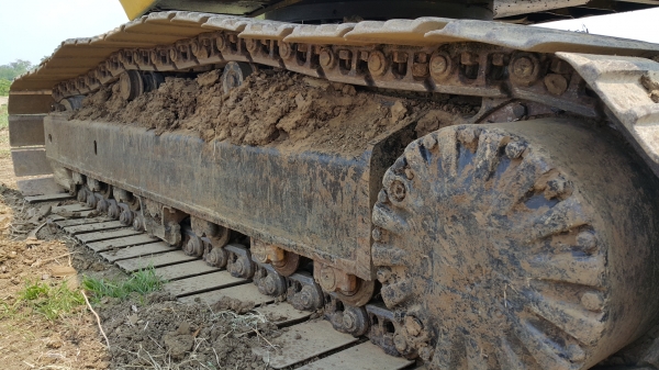 ขายรถแบคโฮ KOMATSU PC-180-5 รถเก่านอก สภาพสวยเต็ม ไฟฟ้าครบ อินวอย ราคา.1000000 ต่อรอง