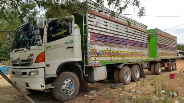 ขายรถพ่วง 22 ล้อ แม่-ลูก คอกเกษตรเนียมดั้ม HINO 344 ปี.54 รถสวย ราคา2750000 สนใจโทร