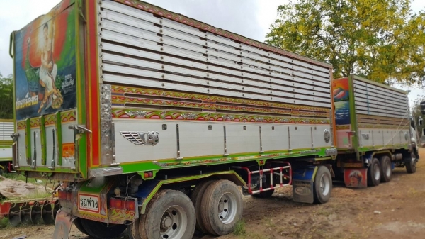 ขายรถพ่วง 22 ล้อ แม่-ลูก คอกเกษตรเนียมดั้ม ISUZU 360 ปี.55 รถใช้น้อย สวยๆ ราคา.3000000 สนใจโทด่วน