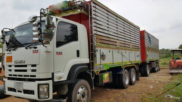 ขายรถพ่วง 22 ล้อ แม่-ลูก คอกเกษตรเนียมดั้ม ISUZU 360 ปี.55 รถใช้น้อย สวยๆ ราคา.3000000 สนใจโทด่วน
