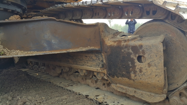 ขายรถแบคโฮ KOMATSU PC-200-7 รถสวย เอกสารอินวอย ไฟฟ้าเต็ม รถแรง ราคา.1650000 สนใจรีบจองด่วน ขายรถแบคโฮ KOMATSU PC-200-7 รถสวย เอกสารอินวอย ไฟฟ้าเต็ม รถแรง ราคา.1650000 สนใจรีบจองด่วน