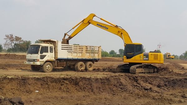 ขายรถแบคโฮ KOMATSU PC-200-7 รถสวย เอกสารอินวอย ไฟฟ้าเต็ม รถแรง ราคา.1650000 สนใจรีบจองด่วน ขายรถแบคโฮ KOMATSU PC-200-7 รถสวย เอกสารอินวอย ไฟฟ้าเต็ม รถแรง ราคา.1650000 สนใจรีบจองด่วน