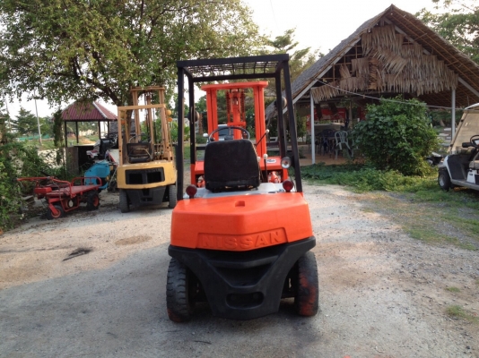 รถยกนิสสัน1.6ตันเบนซิลเสาสูง3เมตร สภาพดีพร้อมใช้นำเข้าญี่ปุ่น ราคาไม่แพงครับ