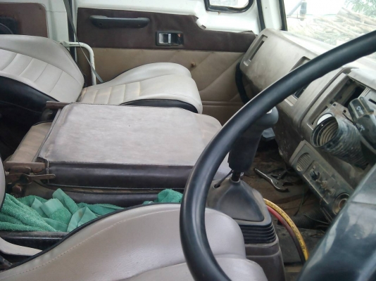 ขาย 10 ล้อดั้มอิซูซุแม่ลูก 2 เพลา 2 คาน เลขตัวรถ FXZ23NFYFK ปี44 เครื่อง 6SD1 240 แรง