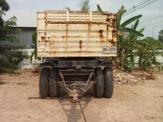 ขาย 10 ล้อดั้มอิซูซุแม่ลูก 2 เพลา 2 คาน เลขตัวรถ FXZ23NFYFK ปี44 เครื่อง 6SD1 240 แรง