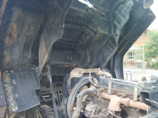 ขาย 10 ล้อดั้มอิซูซุแม่ลูก 2 เพลา 2 คาน เลขตัวรถ FXZ23NFYFK ปี44 เครื่อง 6SD1 240 แรง