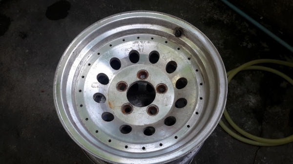 ขายแม็กลายหยดน้ำ 15x8.5 3วงราคาถูก