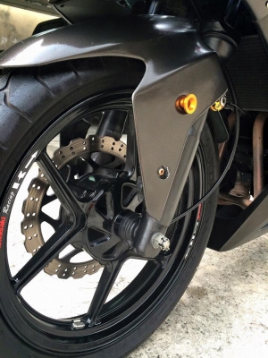 KAWASAKI NINJA250 ปี2012สภาพเเต่งๆจัดเต็มด้วยท่อ คู่ออก2 AKPVล้อโต ER ราคา 69500