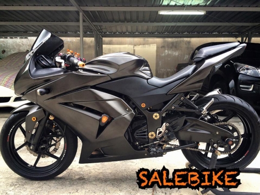 KAWASAKI NINJA250 ปี2012สภาพเเต่งๆจัดเต็มด้วยท่อ คู่ออก2 AKPVล้อโต ER ราคา 69500