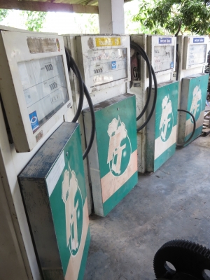 ขาย ตู้ จ่าย น้ำ มัน รุ่นตัวเลข