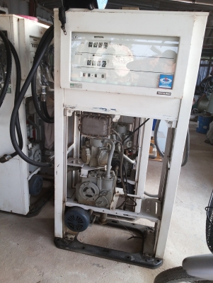 ขาย ตู้ จ่าย น้ำ มัน รุ่นตัวเลข