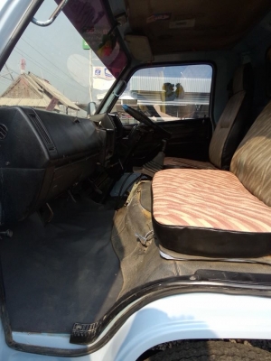 ขายหกล้อดั้มNPR115แรงรถห้าง พวงมาลัยพาวเวอร์ เฟืองท้ายF กระบะยาว4.30เมตร รถพร้อมใช้ เกียร์120 ทะเบียนพร้อมโอน