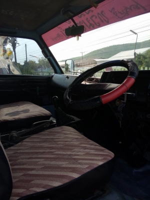 ขายหกล้อดั้มNPR115แรงรถห้าง พวงมาลัยพาวเวอร์ เฟืองท้ายF กระบะยาว4.30เมตร รถพร้อมใช้ เกียร์120 ทะเบียนพร้อมโอน