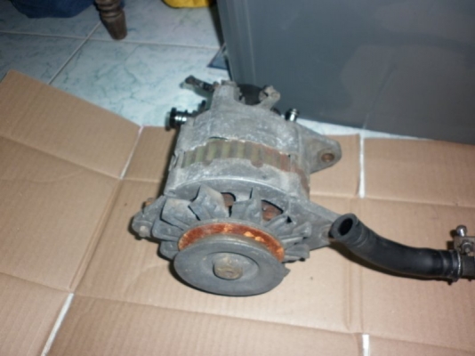 ต้องการขาย ไดร์ทชาร์ทเเละturbo NISSAN LD20 ต้องการขาย ไดร์ทชาร์ทเเละturbo NISSAN LD20