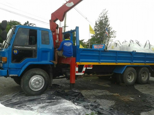 ขาย10ล้อ1เพลา ISUZU ROCKY175แรง พ.เพาเวอร์ เบรกทิฟฟี่ ภายในสวย แอร์เย็น ติดเครน5ตัน เครื่องดี แคชซีสวย สภาพพร้อมใช้งาน เอกสารพร้อมโอน สนใจโทร 090-8588220คุณนะ 093-3258446คุณบิว ID:narong498 หรือ www.truck.in.th/498 หรือเพจFacebook ณรงค์ ซื้อขายรถมือสอง (เ