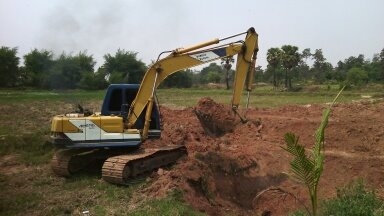 ขายแบคโคKOBELCO 100-3 สภาพพร้อมใช้งาน เอกสารใบแจ้งจำนาย  สนใจโทร 090-8588220คุณนะ 093-3258446คุณบิว ID:narong498 หรือ www.truck.in.th/498 หรือเพจFacebook ณรงค์ ซื้อขายรถมือสอง (เว็บไซต์ส่วนตัว)